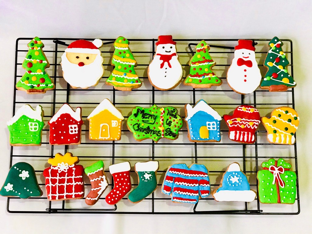 Royal icing cookies - Bánh Quy Trang Trí cho Lễ Giáng Sinh ( Merry Chirstmas 2020)